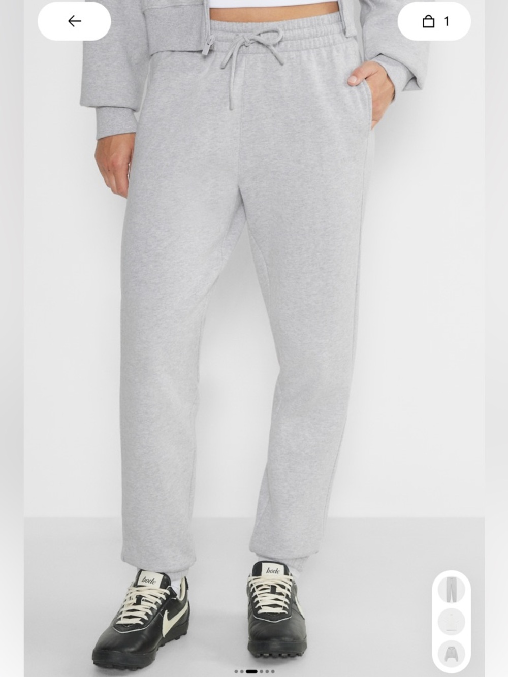 Aritzia TNA joggers size xs